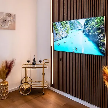 Boutique Living L Modern, Zentral & Altstadtnah * Monchengladbach